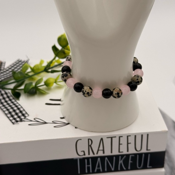 New Natural Stone Stretch Releasing Past Hurts Bracelet Quartz, Onyx And Jasper - Picture 6 of 6